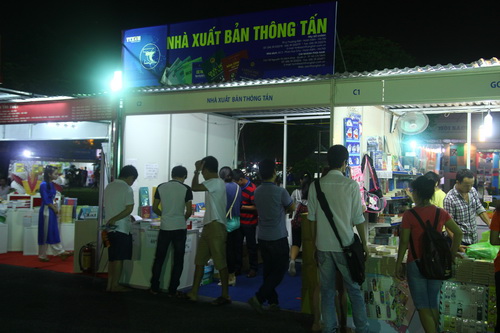 Khai mạc Hội sách đầu tiên tại Hà Nội ảnh 5